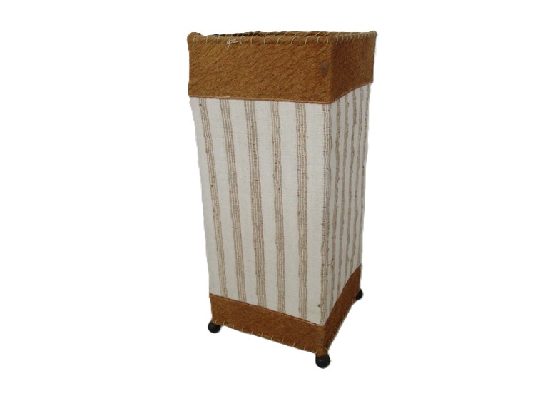 lampada da tavolo abat - jour rattan e tela