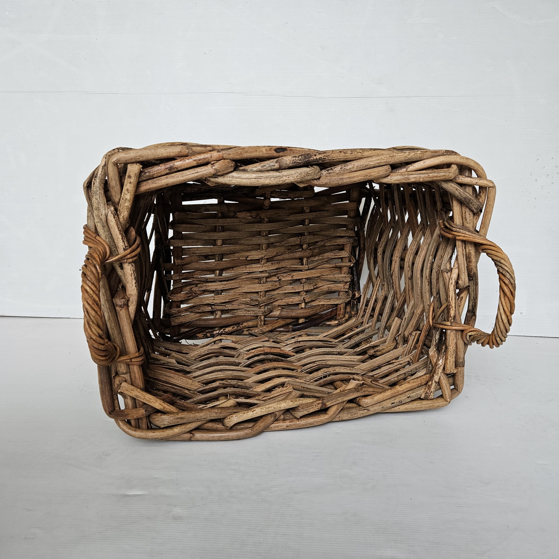 cesto porta legna in vimini rettangolare cm 52x40x36 H con manici cm 46 - 4