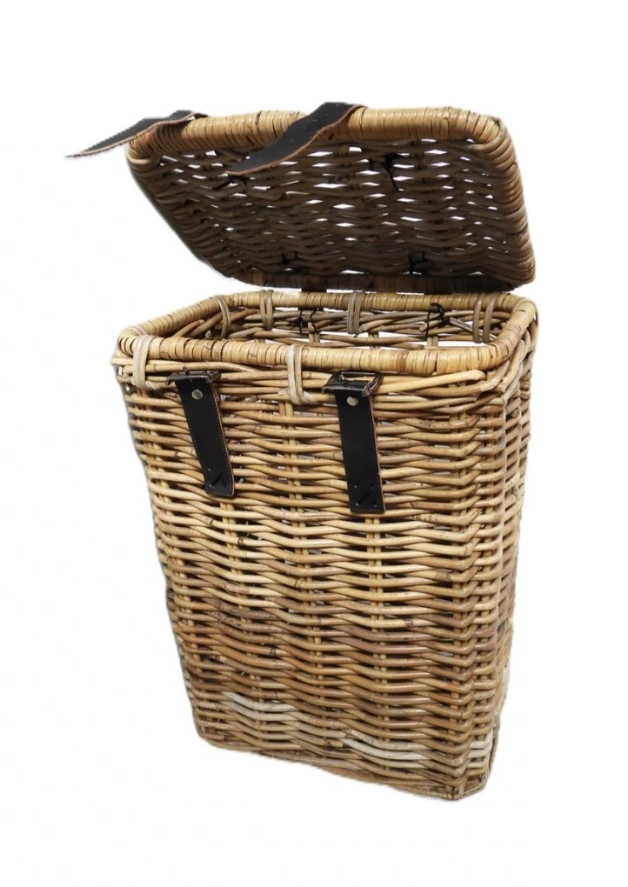 Cesto Portabiancheria in Giunco Naturale Cm 36x27x48 H