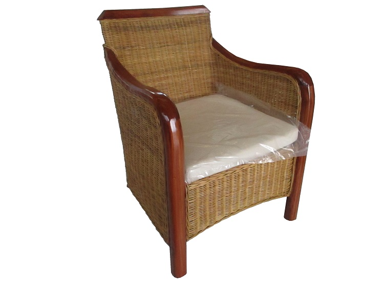Poltrona Argo – Eleganza Materica in Midollino naturale  e Legno Teak
