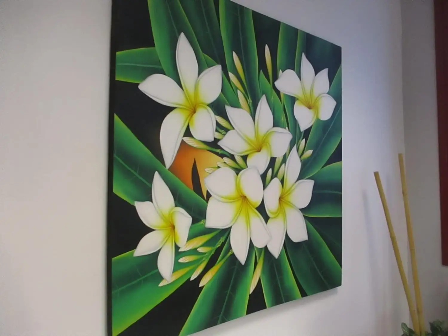 Quadro Batik di Bali con Fiori di Frangipani Bianco e Giallo – 100x100 cm