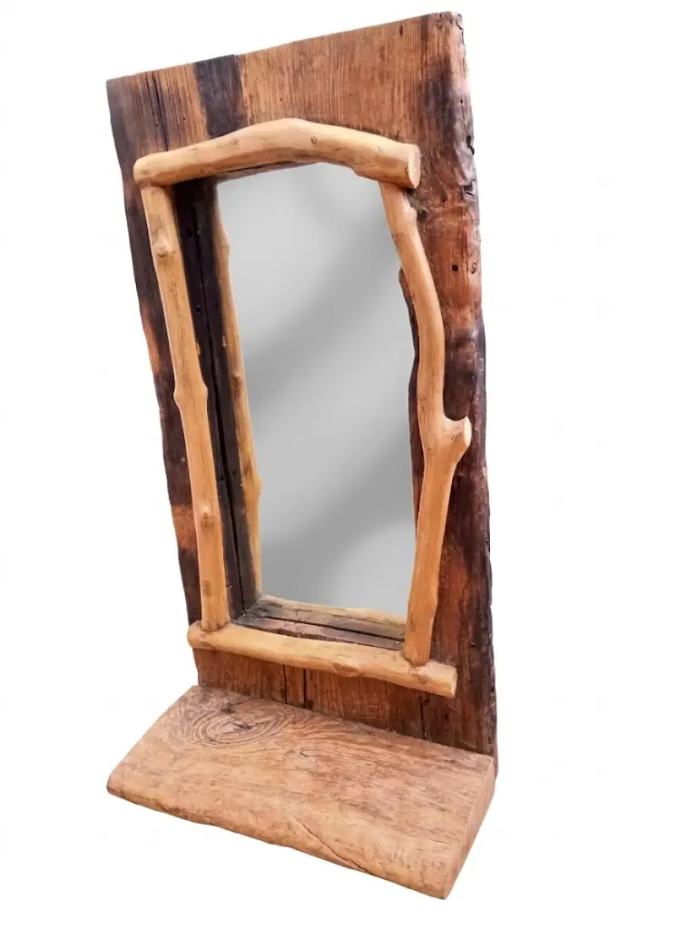 Specchio 37x20x76 cm da Appoggio in Legno Massello Riciclato dal Mare con Dettagli in Rattan - 37x20x76 cm