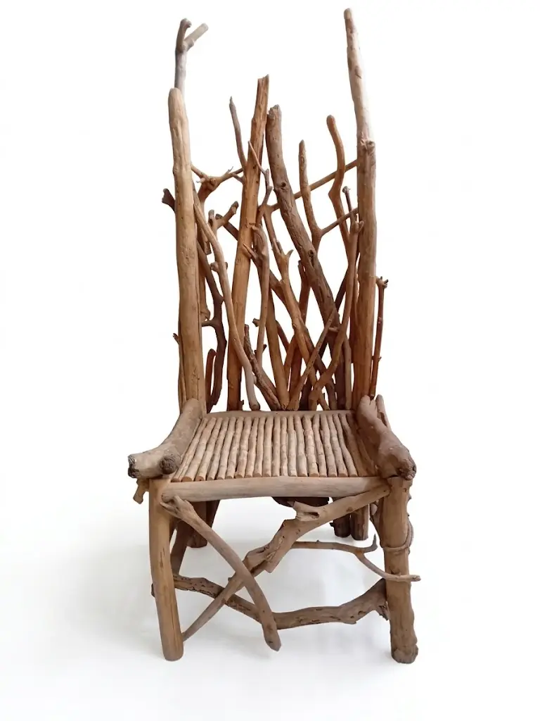 Sediah 152 cm Trono Artigianale in Legno Naturale e Rami Intecciati -