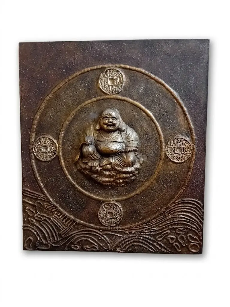 Pannello in Bassorilievo Buddha della Felicità con Monete Feng Shui – 80x70 cm