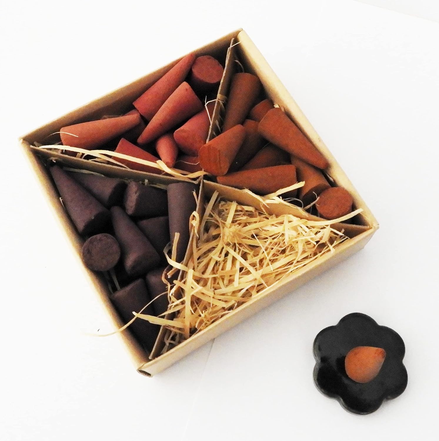 4 Confezioni Regalo INCENSO con BRUCIA INCENSO CM 9,5 X9,5 X 3 H