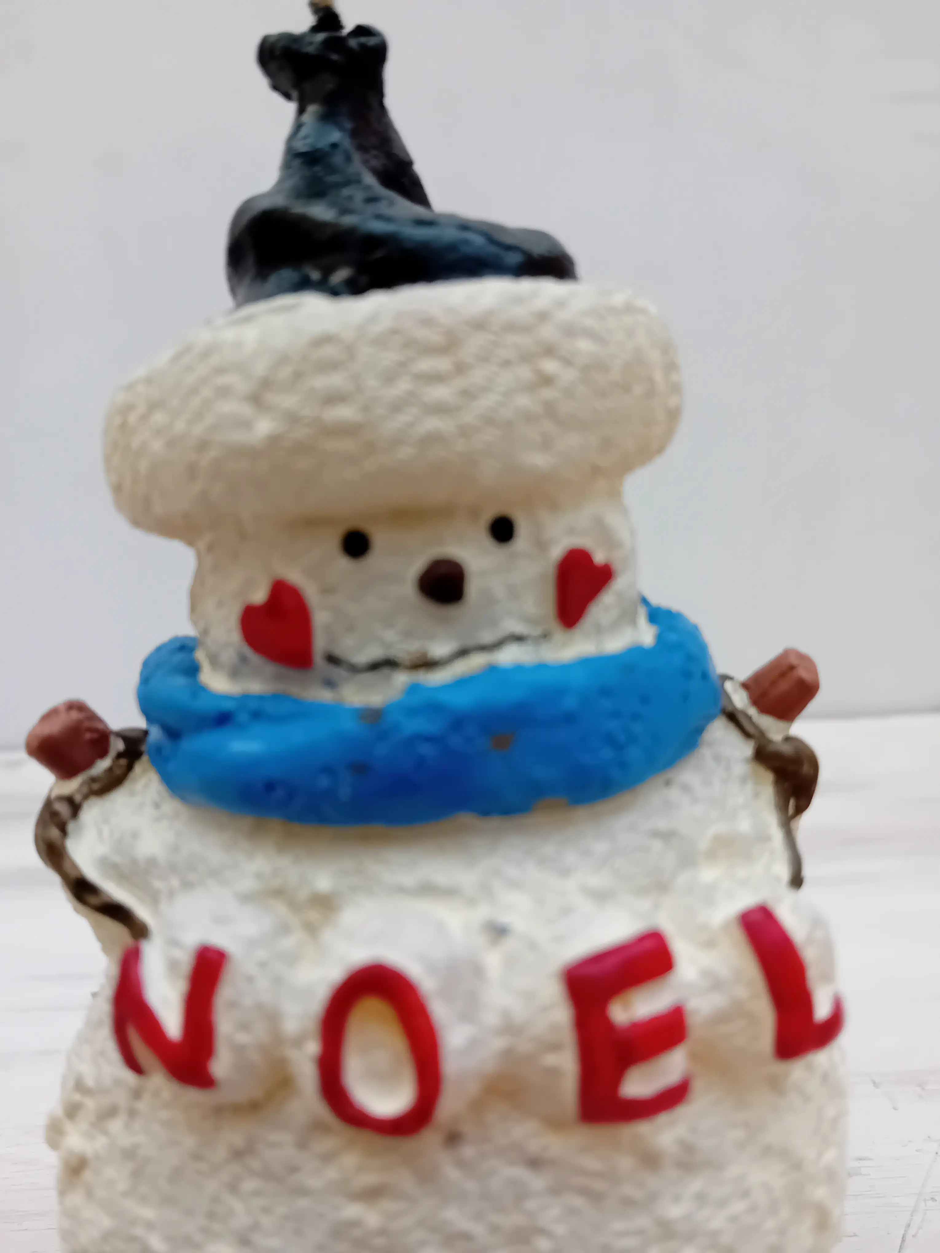 Candela Artigianale Pupazzo di Neve "NOEL" (8x14 cm)