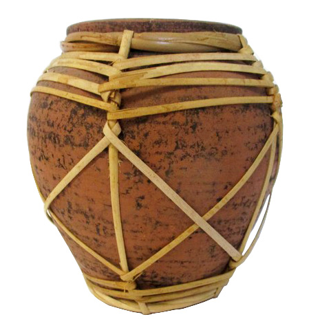 piccolo vaso rotondo  in terracotta rifinito con rattan