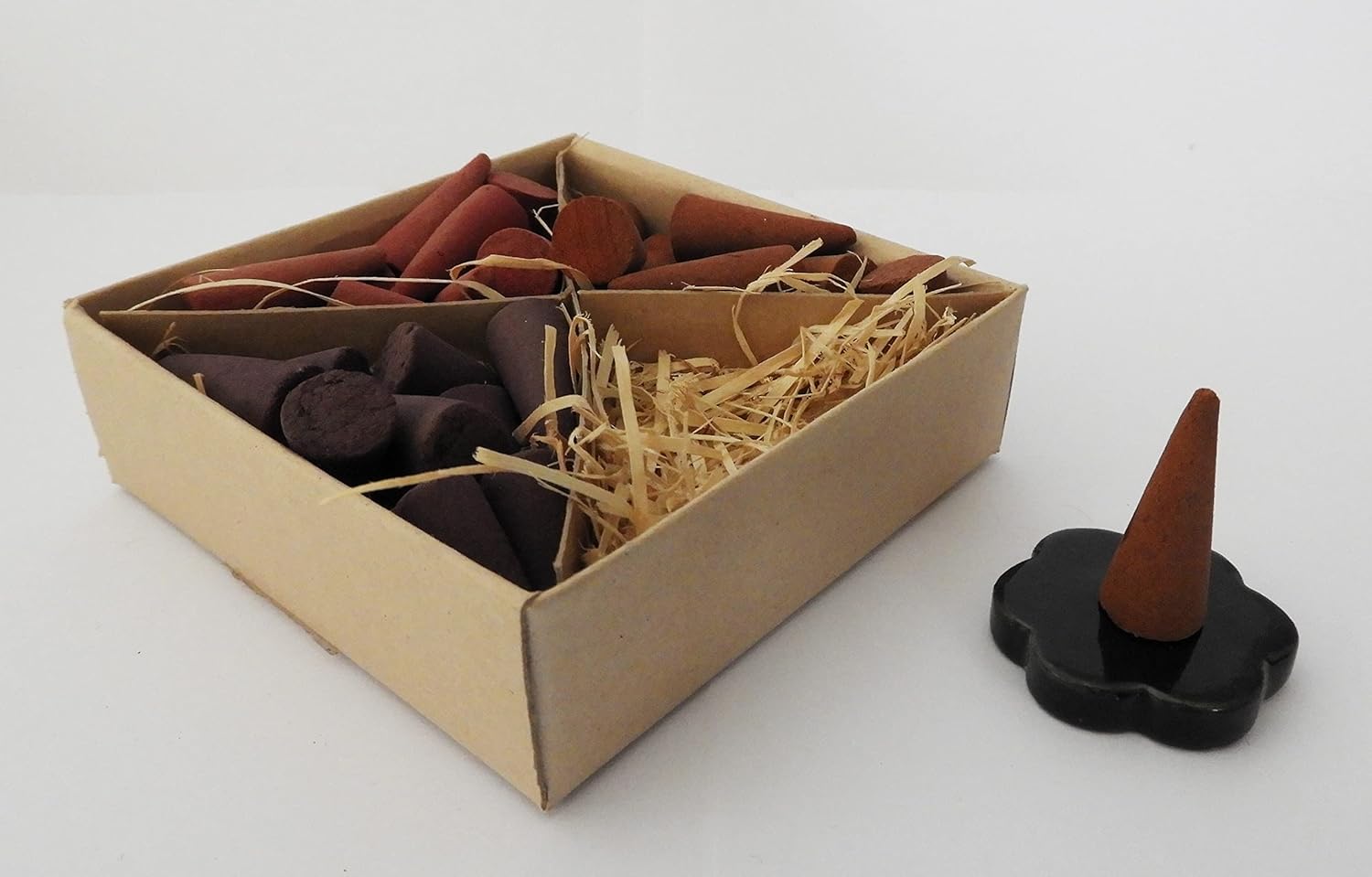 4 Confezioni Regalo INCENSO con BRUCIA INCENSO CM 9,5 X9,5 X 3 H