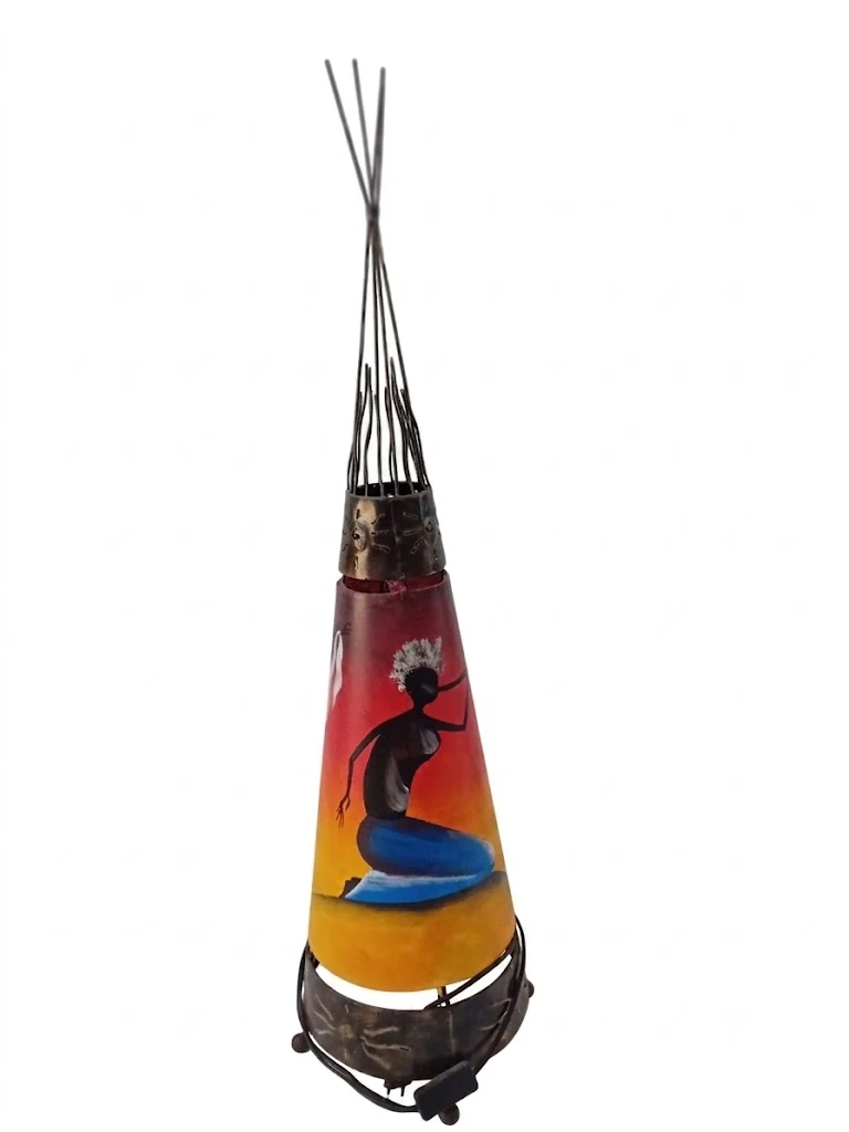 Lampada Etnica da Terra in Metallo e Pelle H96 cm
