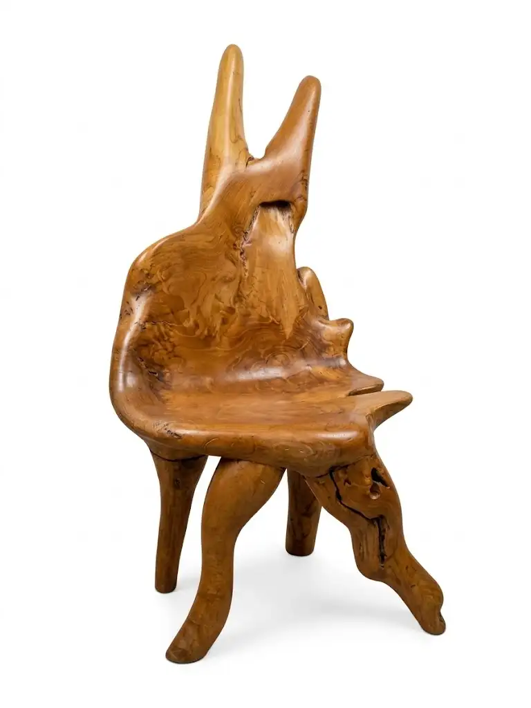 Poltrona Scultura in Legno Massello Scavato a Mano – Pezzo Unico d'Arte (75x75x128 cm)