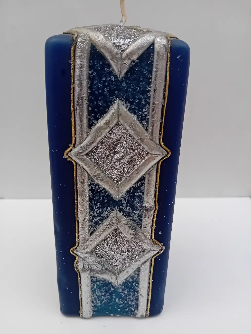 Candela Artigianale  Blu Cobalto Super Lusso  (6x6x16 cm) con Decorazioni Oro e Argento