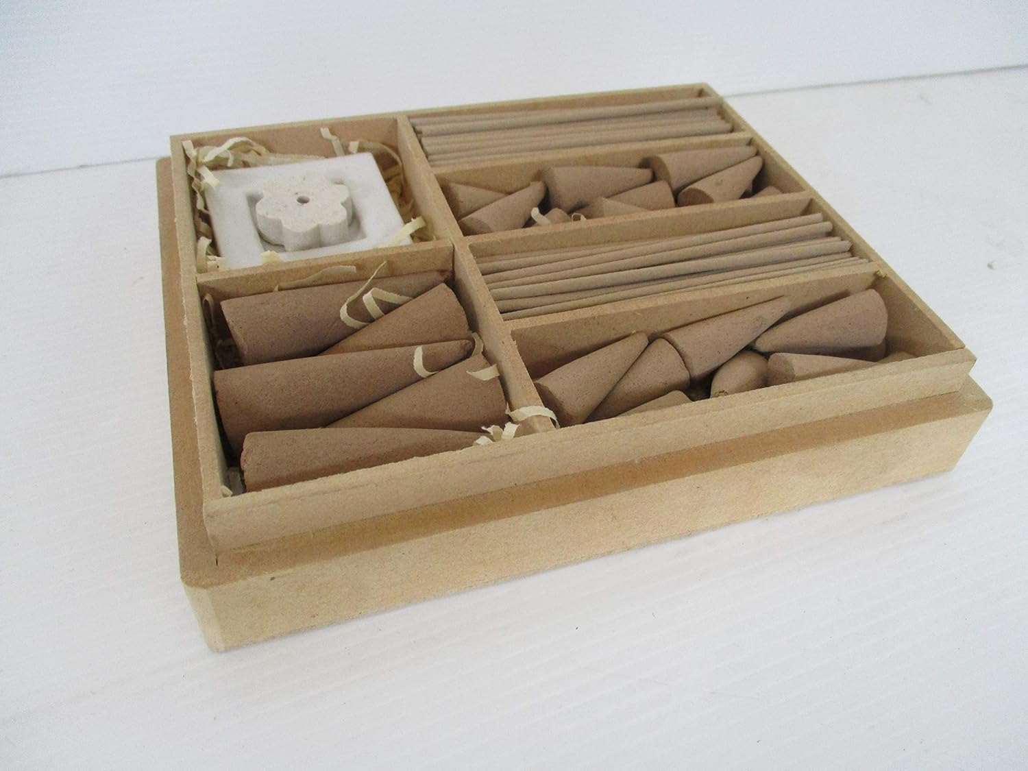 Set Regalo INCENSO con BRUCIA INCENSO Confezione CM 16X13X4 H Contenitore in Legno - 3