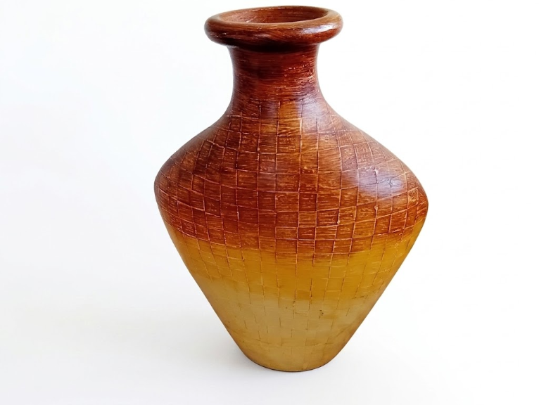 Vaso asimmetrico in terracotta cnm 69
